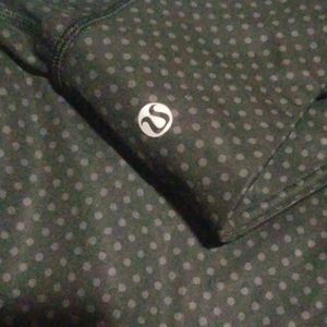 Black and gray polka dot lululemon leggings